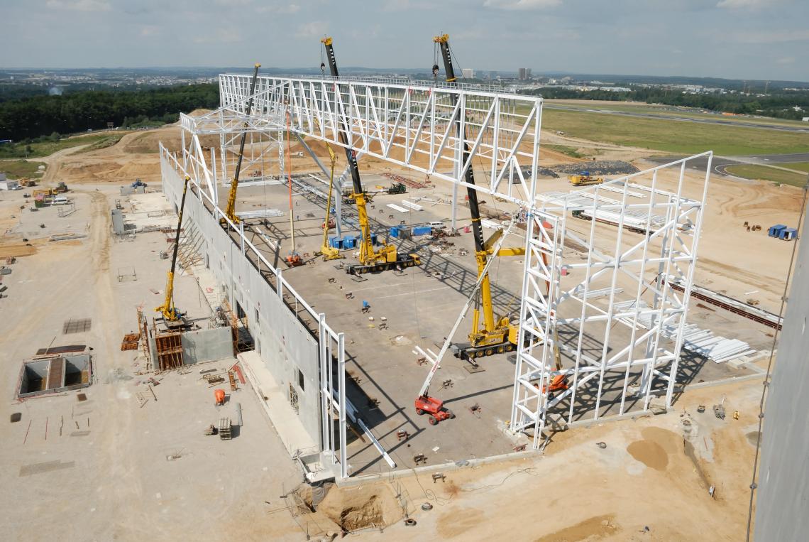 © JF SCHMIT Cargolux aircraft hangar: construction works