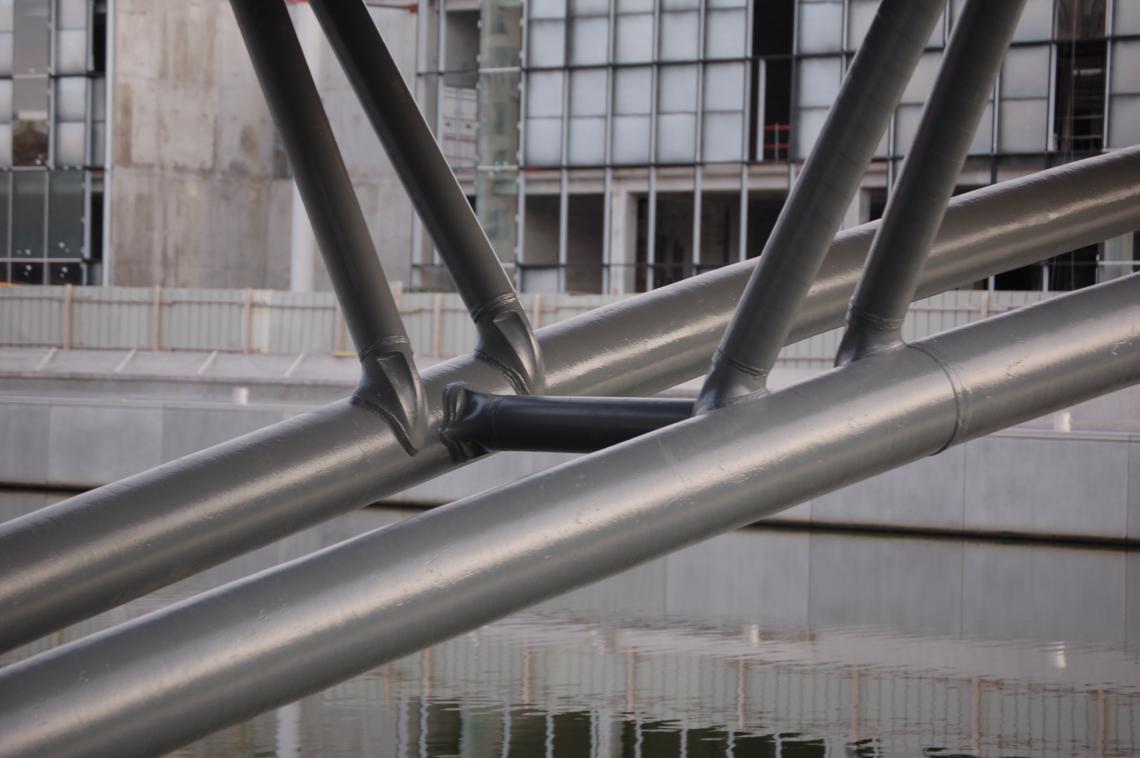 Detail of Lyon Confluence footbridge framework