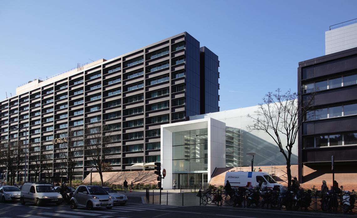 View from the street © RFR L’Oréal headquarters, office building