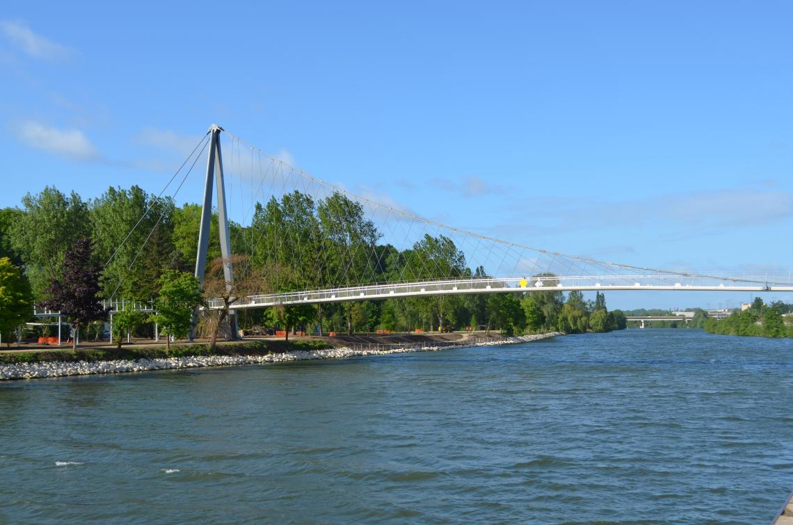 Passerelle Creil vue 1 