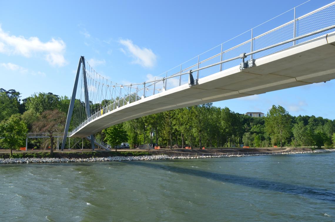 Passerelle Creil vue 2