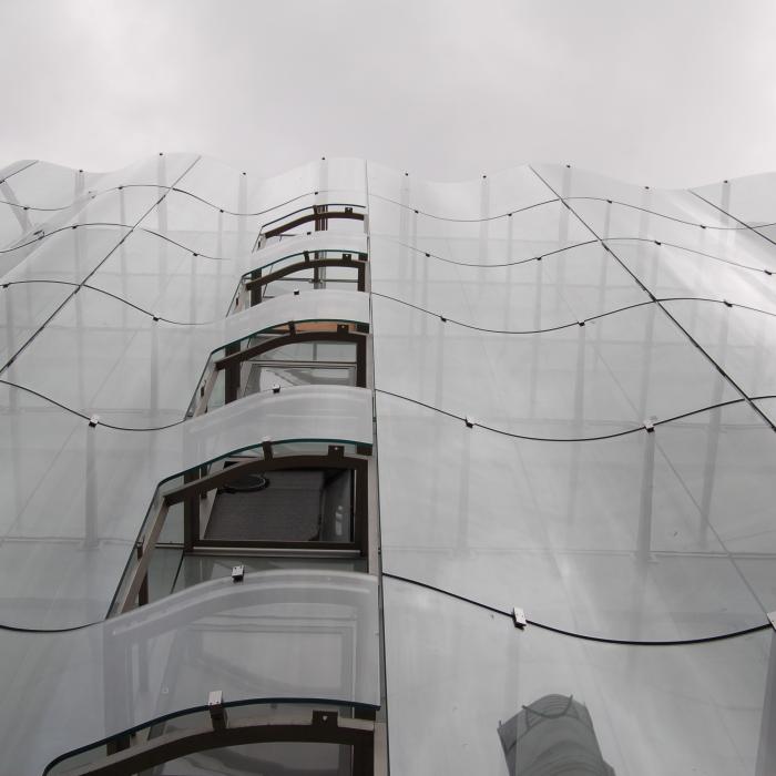 Pose de la façade ondulée