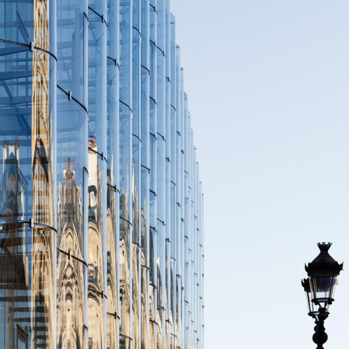 Façade ondulée Samaritaine © Tilt & Shoot 