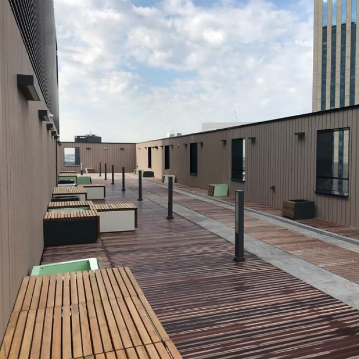 Tour EMBLEM rooftop © RFR