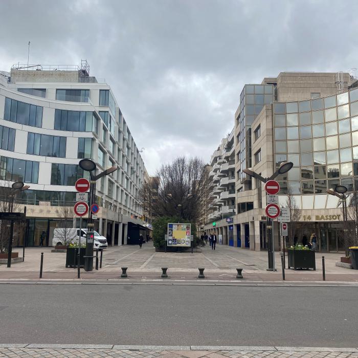 Bâtiments jumeaux (après/avant)